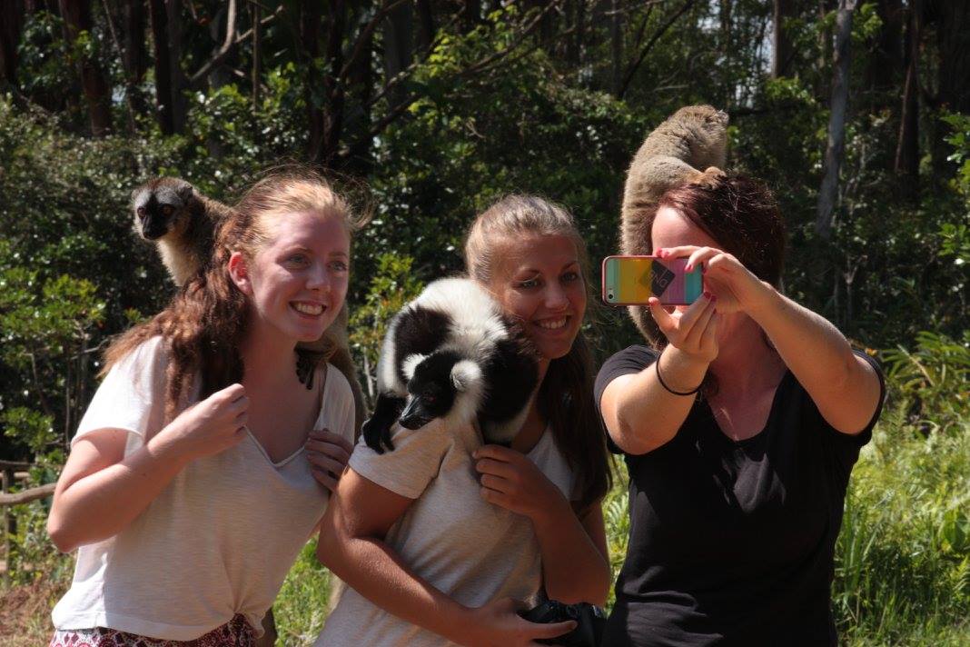 Guests with lemurs