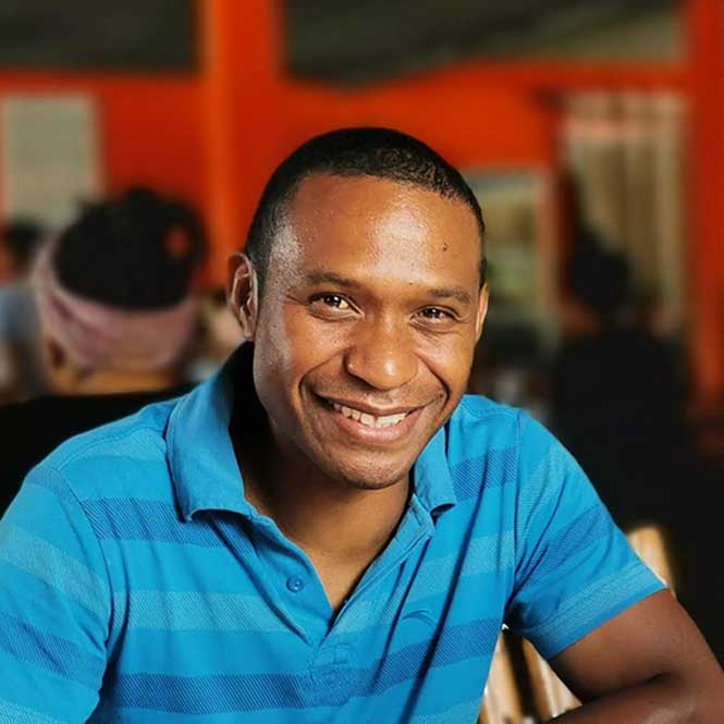 Nomena Rakotondrajao