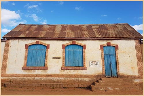 The original 1912 school building